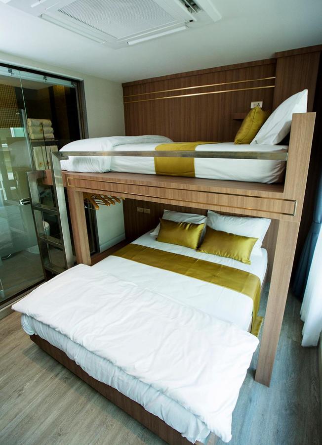 Bed and Breakfast Ghee Gelato House Bangkok Esterno foto